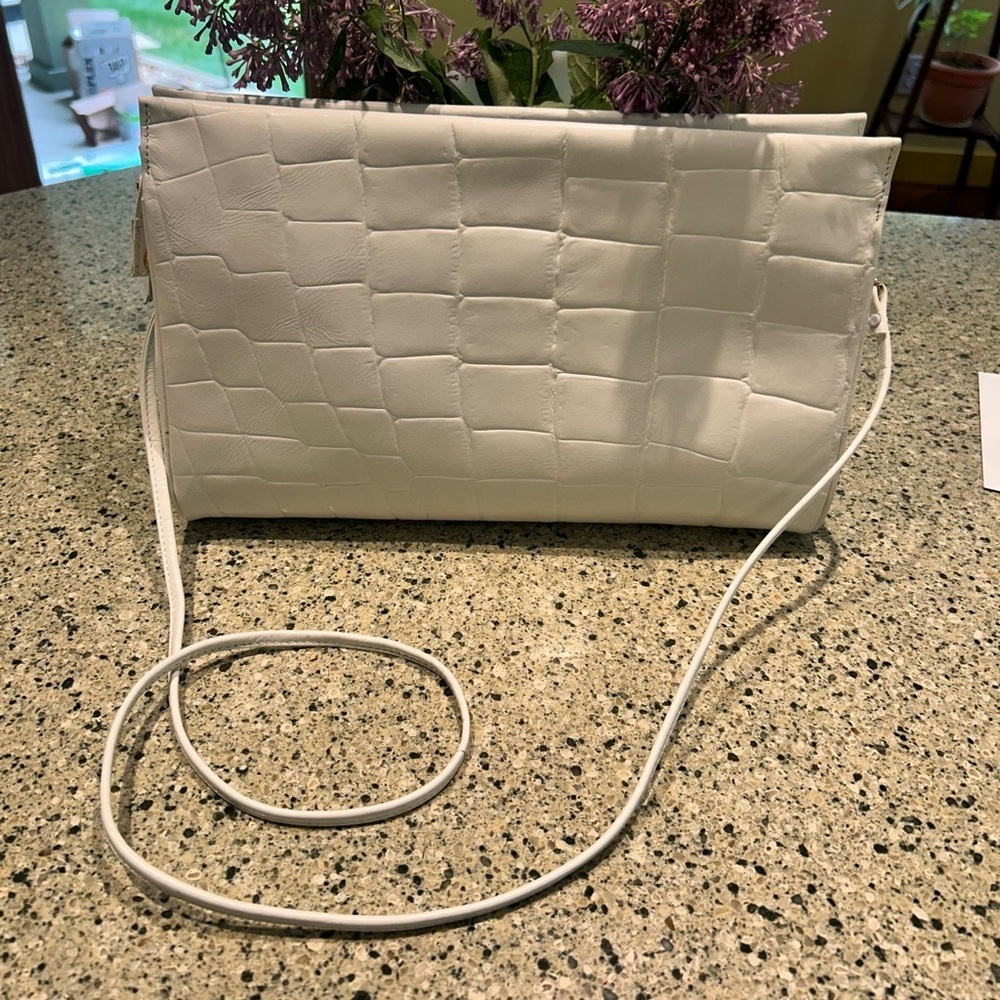 GINO- Elegant White Croc-Embossed Clutch/Crossbody purse.